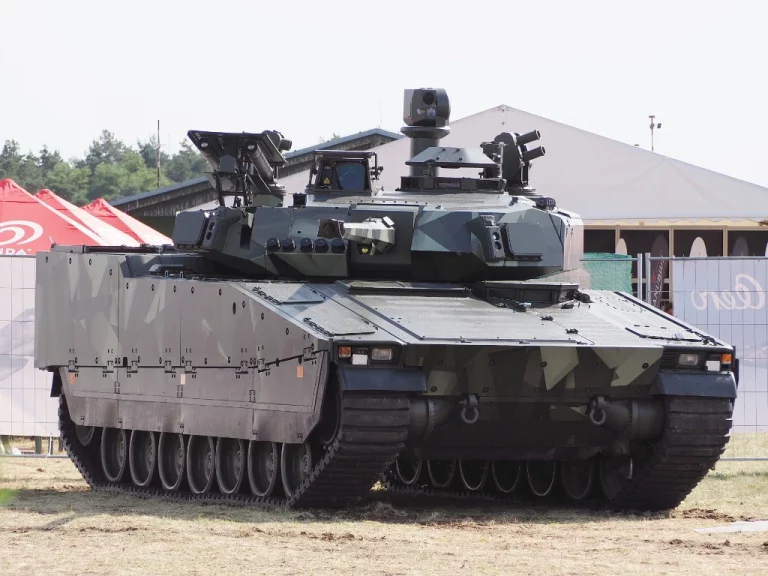 Szlovákia a CV90 mellett döntött